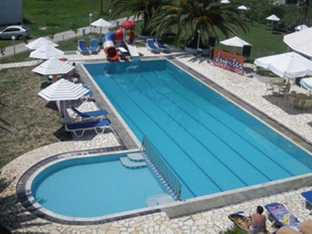 Palm Grove Complex Hotel